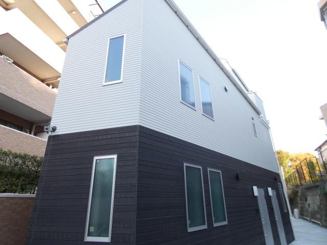 中野区新井４丁目のアパート