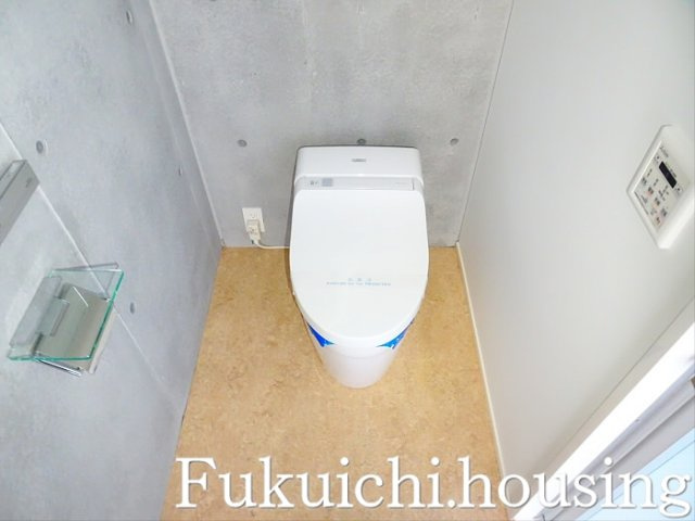 プライムアーバン経堂のトイレ