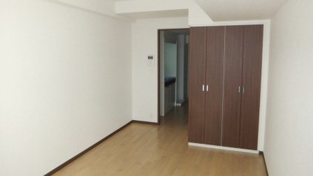 ジュメル京成船橋の居間・リビング|お部屋が広いです。