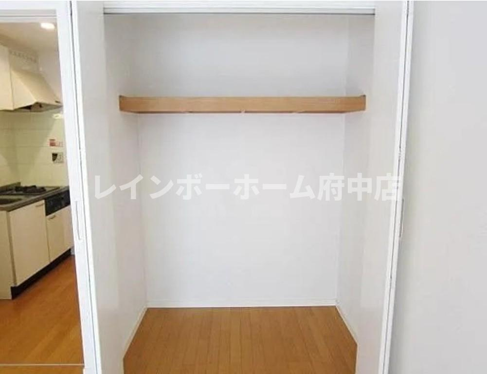 コート　アゼリアの収納