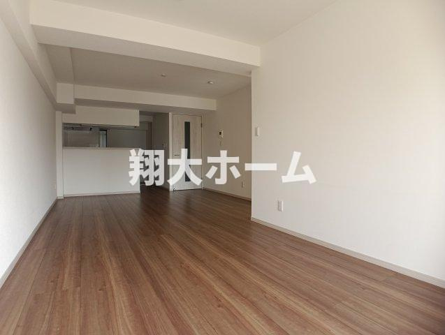 クイーンパレス浅伊の内装