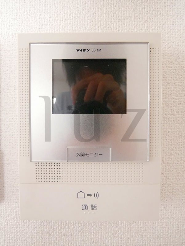 コーポさわやかBのセキュリティ|モニター付きインターホンです。