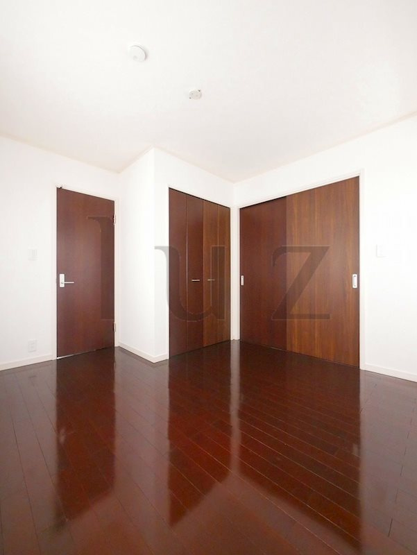 コーポさわやかBの寝室|キレイなフローリングのお部屋です！