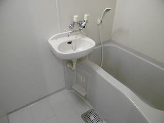 【浴室】 | クレスト草津 | お風呂です（同物件別室施工例）