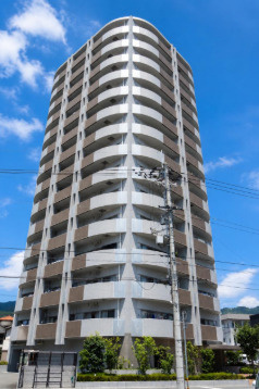 「暮らしやすさが詰まった3LDK」高知市一ツ橋町1丁目アルファステイツ一ツ橋　中古マンション