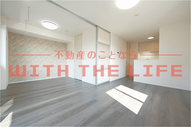 D－room＋津福今町「キャッシュバック対象物件」の居間・リビング|こちらのリビングで趣味の時間をお楽しみください