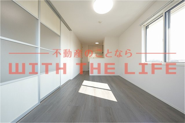 D－room＋津福今町「キャッシュバック対象物件」の内装|明るい室内です