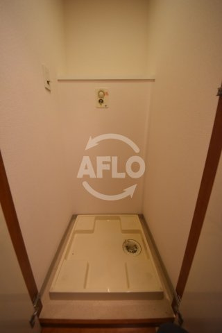 ロイヤルタワー大阪谷町の設備|ロイヤルタワー大阪谷町　洗濯機置き場