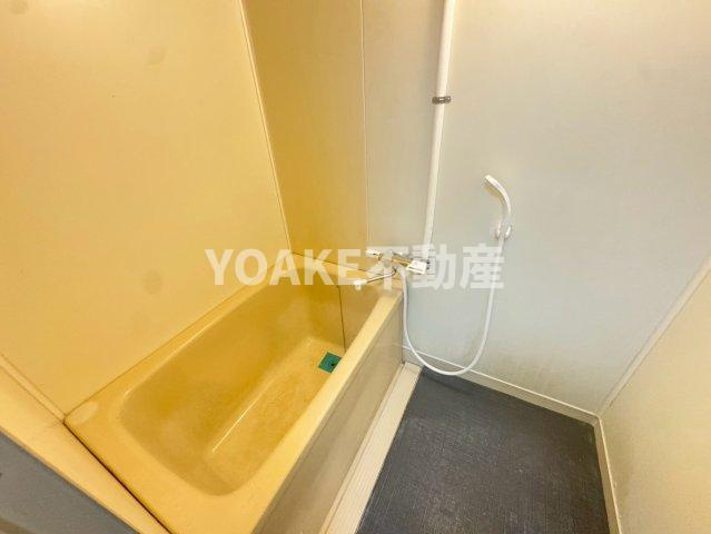 ハイツ綾瀬の浴室