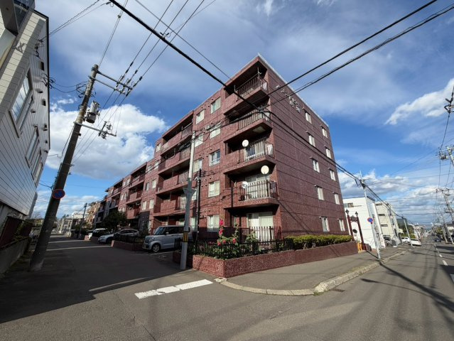 メゾンドビラ月寒の外観