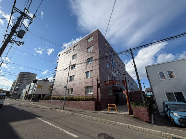 メゾンドビラ月寒の外観