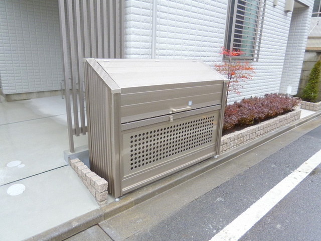 Ｖｉｌｌａ　Ｃｒａｄｌｅのその他共用部分|★入居者専用のゴミ置き場★