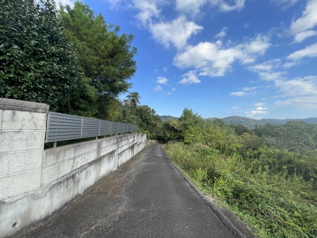 筑波山中腹　古屋付き土地の外観
