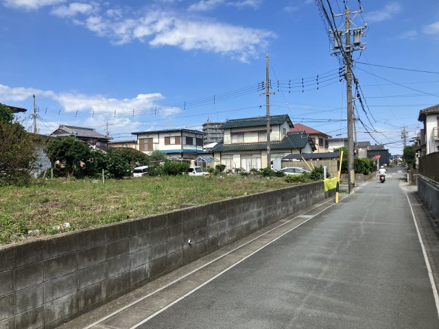 津市柳山津興 売土地の前面道路含む現地写真