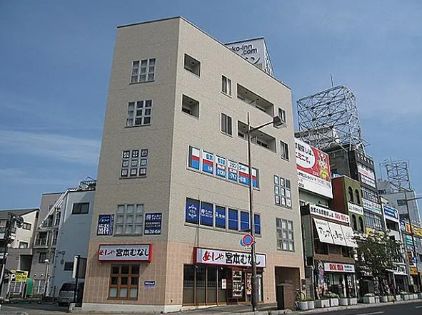 くすの木ビルの周辺