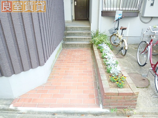 【エントランス】 | メゾン本山