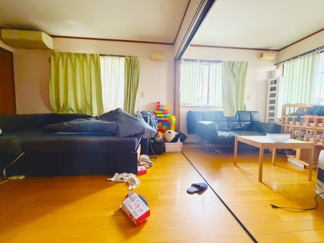 居住建物2棟セット♪真岡市砂ケ原中古住宅の洋室