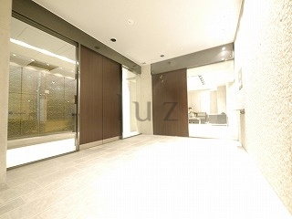ズーム横浜のエントランス
