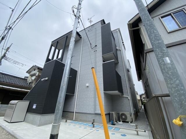ＣＢ春日部カルモの外観
