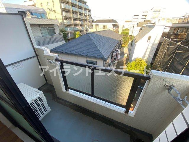 カスタム桜新町　ペット相談　駅近5分　角部屋のバルコニー