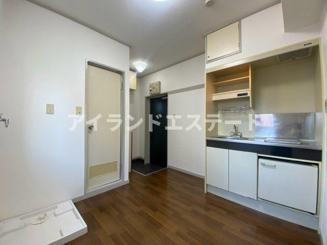カスタム桜新町　ペット相談　駅近5分　角部屋の居間・リビング