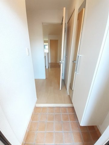 ルクア三条　Ｂの玄関|玄関です