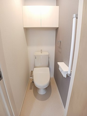 カーサ　シトラス仏生山Ⅲのトイレ|清潔感のあるトイレです