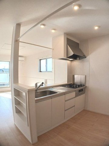 ロイヤルカーサⅠのキッチン|きれいなキッチンです