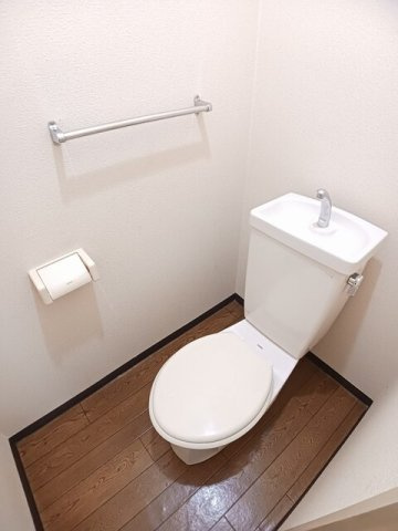 エルディム西本Ａのトイレ|トイレです