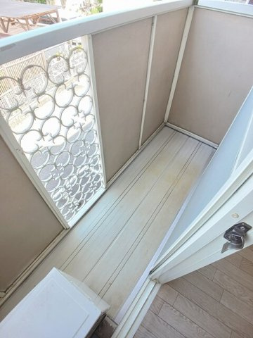 エルディム西本Ａのバルコニー|バルコニー付きです