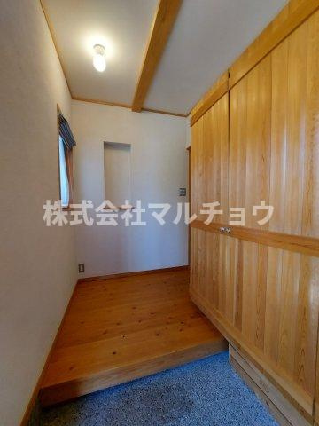 文里二丁目戸建ての駐車場|カースペースがあります