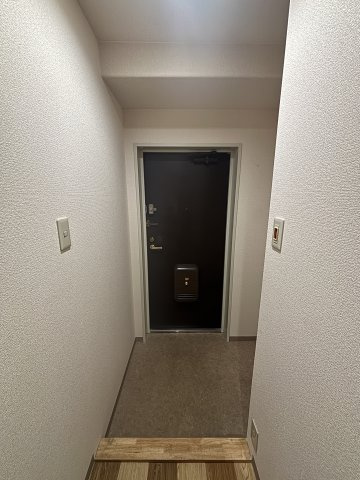 ストーク南塚口の玄関