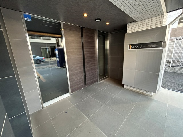 ＭＡＸＩＶ府中ＡＺのエントランス