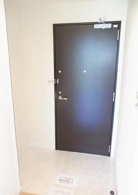 新宿区西早稲田２丁目の賃貸マンションの玄関