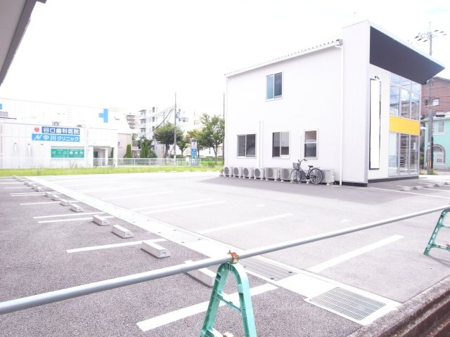 伊丹市荒牧６丁目の倉庫