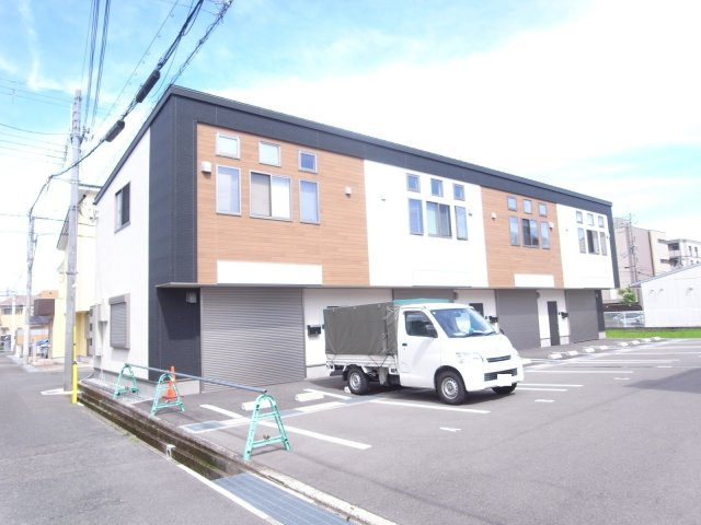 伊丹市荒牧６丁目の倉庫