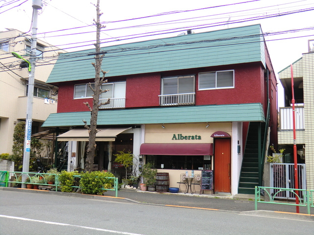 コーポ　ティアラの外観|１フロア２世帯