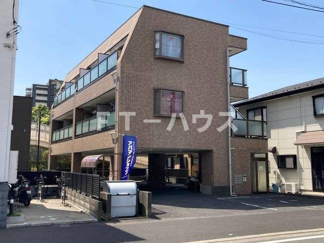 ウィステリアハイツの外観