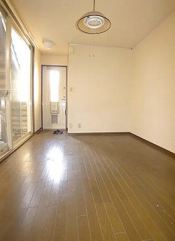 友田ハイツの寝室