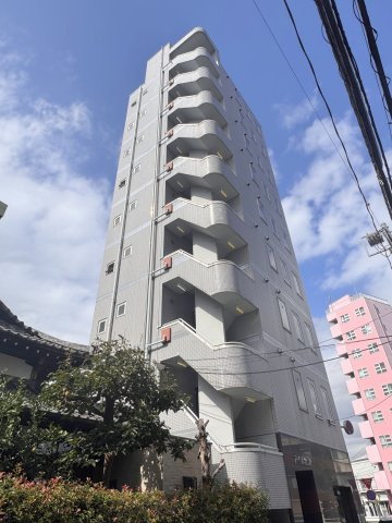 アーク赤羽ビルの外観
