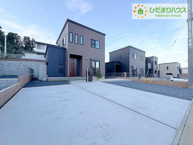 タマタウン金沢町　新築戸建　3号棟の駐車場|マイホームなら駐車場代がかかりません。しかも、自宅の駐車場で洗車ができます！今までコイン洗車に行っていた手間も省けて、節約にもつながります(^^♪