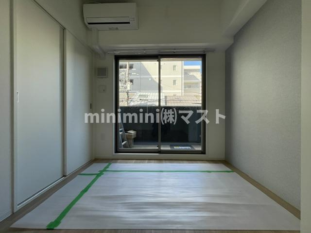 セレニテ谷町六丁目アリエの洋室