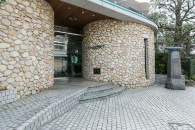 ブロンズストーン宇田川のエントランス|ゆとりのあるエントランスです