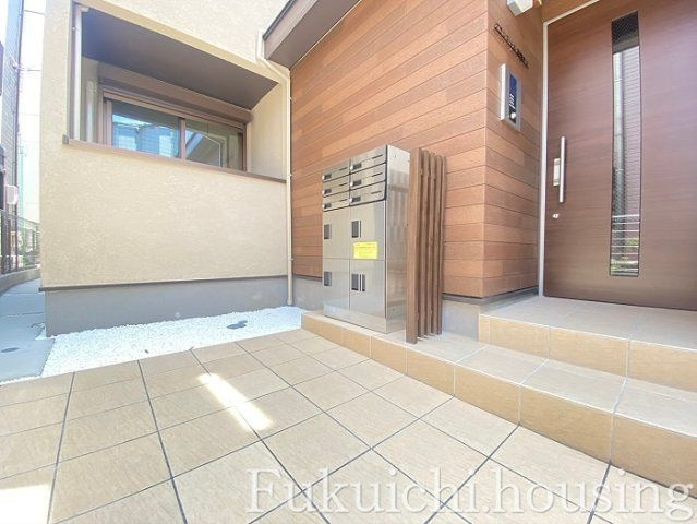 グランドール豪徳寺Ｖのエントランス
