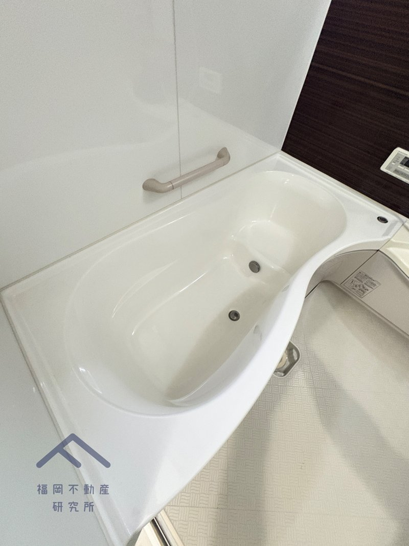 福岡市早良区原8丁目戸建ての浴室