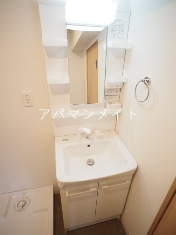 【洗面所】 | パレロアール戸塚 | スペースが確保できる洗面所です