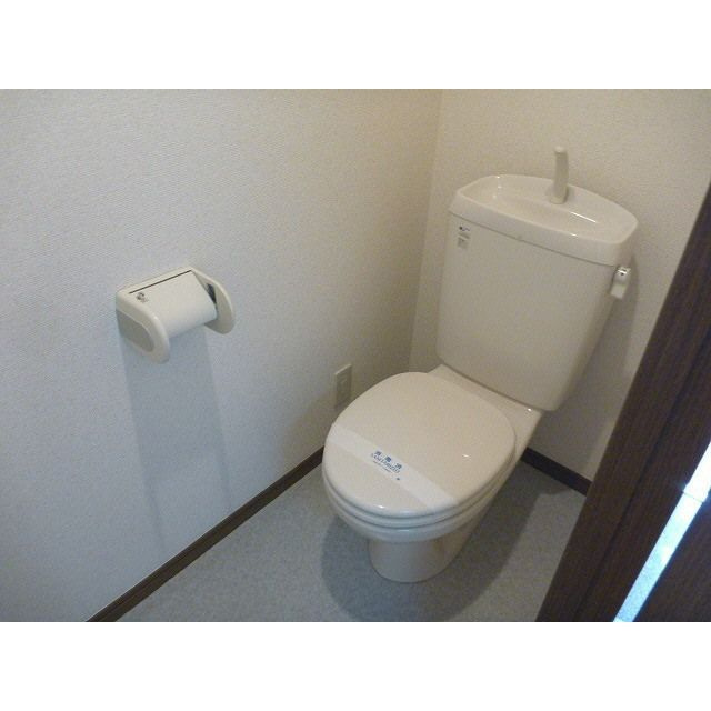 アンプルール　フェール　ＢａｔｅａｕⅠのトイレ