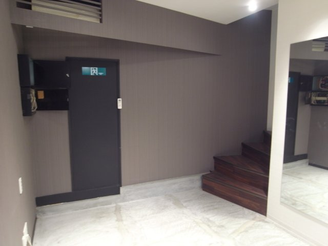 豊中市岡町の店舗事務所