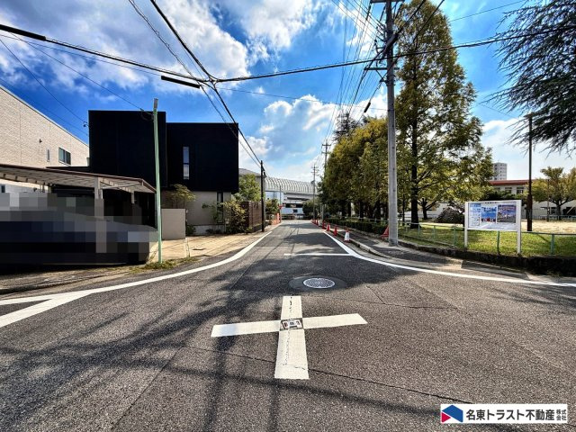 名東区神里二丁目戸建の前面道路含む現地写真|前面道路③