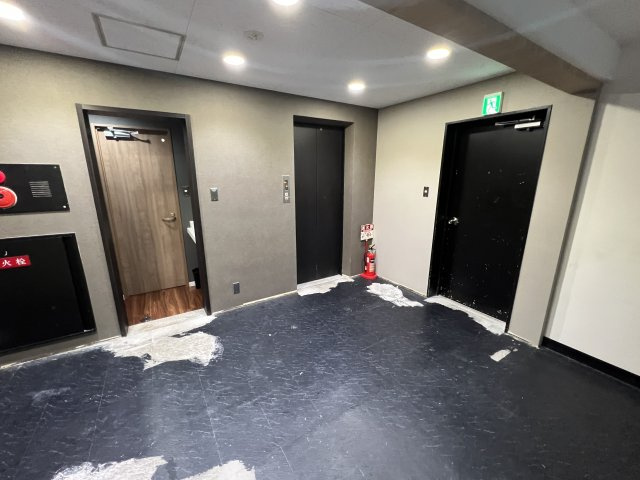 大阪市中央区南本町２丁目の店舗事務所の内装